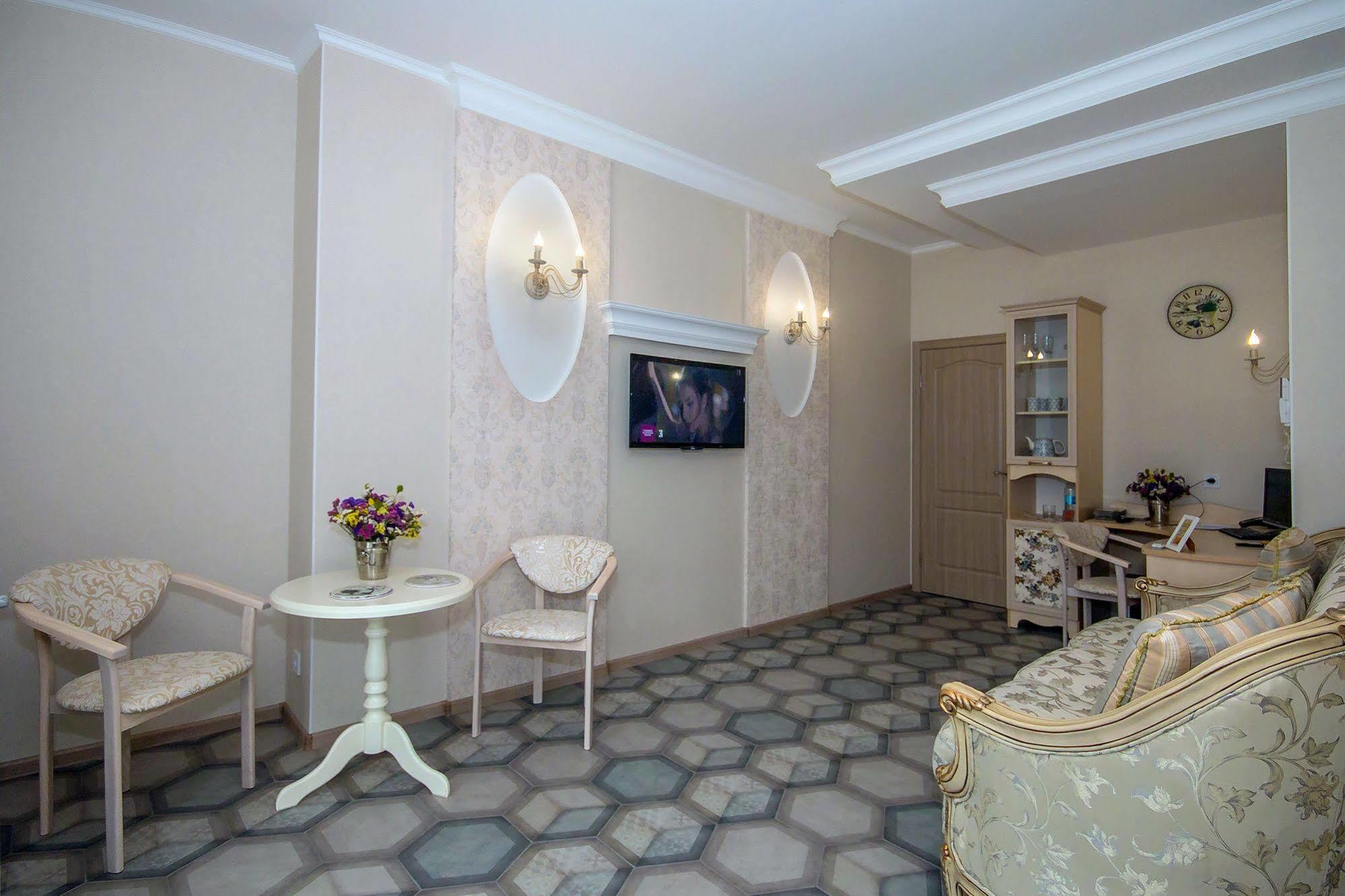 Mini Hotel Ryleev Kharkiv Exterior photo